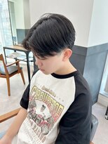 ネオリーブ クーロ メゾン 横浜(Neolive curro Maison)&nbsp;韓国センターパート×黒髪ツーブロック[メンズ]