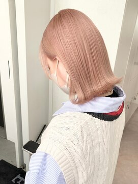 ランテルディ 渋谷(LANTERDIT) ピンクベージュ　Wカラー　ブリーチ　外ハネボブ