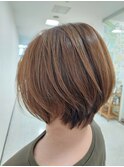 大人ショートボブひし形シルエット前下がりショート