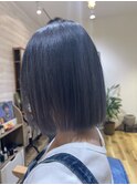 ブリーチ有りのダブルカラーで透明感あるグレーに