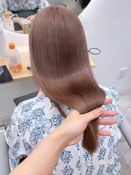 シラフ(SHIRAF)の写真/ダメージでお悩みの方必見！的確な毛髪診断で本当にツヤツヤに◎髪のお悩みを解決し、理想のスタイルへ。