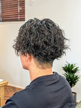 ウィスカーヘアー(whisker hair)の写真/メンズパーマをかけるなら〔whisker hair〕初めてのパーマもお任せください◎
