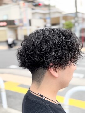 刈部倶楽舞 黒髪パーマ/ツーブロック/メンズパーマツイストスパイラルパーマ