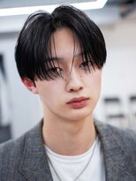 アンサー 原宿(ANSWER)&nbsp;メンズ髪質改善縮毛矯正シースルーセンターパート韓流ヘア