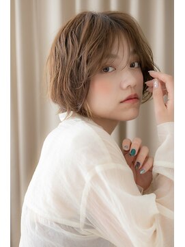 カバーヘアアンドスパ ブリス 浦和(COVER HAIR&SPA bliss) ミルクブラウンブリーチなし立体感大人ショートヘア20代30代W