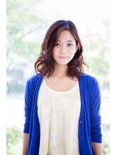 ヘアメイク サン スーシ(HAIR MAKE sans souci) ざっくり束感ミディ