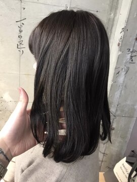 オッソ(OSSO) ワンカールストレート_くびれセミディ