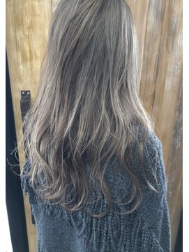 バンビ プライベート サロン(Bambi private salon) ロングレイヤー*ナチュラルベージュグラデーション*Bambi松平愛