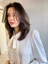 ヌイ 横浜(nui) ミディアムレイヤー_エアリーミディホワイトアッシュ