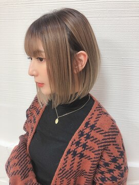 サーパス(Surpass) 【Surpass 立川】耳かけ前下がりショートボブ