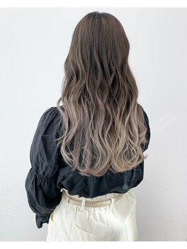 アライブ キチジョウジ(ALIVE Kichijoji) ホワイトグレーグラデーションカラー