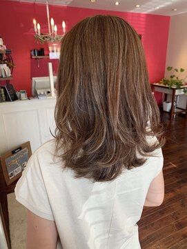 ペコリ ヘアールーム(PecoRi HAIR ROOM) レイヤーカット×ハイライト