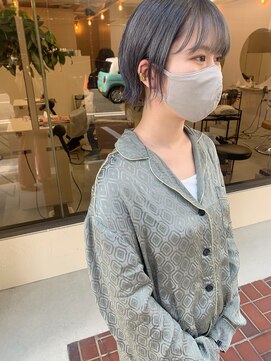 フルールデリズ(fleur de lis) pale silver