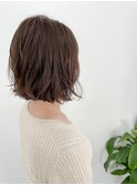 シルキーベージュ×前下がりボブ☆