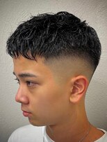 ビンゴ(BINGO)&nbsp;ba522ツーブロック刈り上げアップバンク束感バーバースタイル