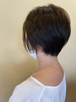 オール 学園前店(oar) バックにボリュームのあるショート