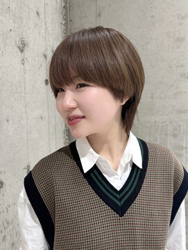 ナギ(nagi) マッシュウルフショート