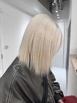 ペレ 渋谷(PELE)&nbsp;イメチェン/ホワイトブロンド/外ハネボブ/ワイドバング/渋谷