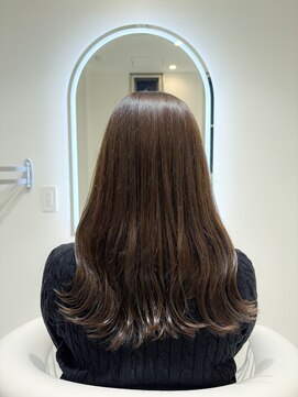 ジュエル(JEWEL) 少しだけレイヤー　上品ミディアム