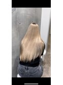 ホワイトベージュカラー