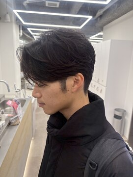 ムード 立川(MHOOD) 毛流れセンターパート