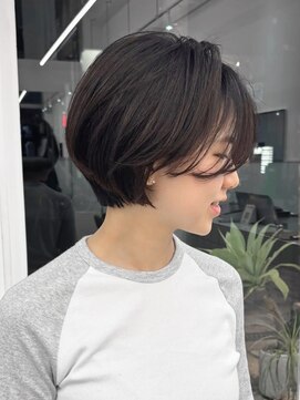 ニトバイアンキシム(nit by ahnkism) 大人可愛いひし形ショートボブ