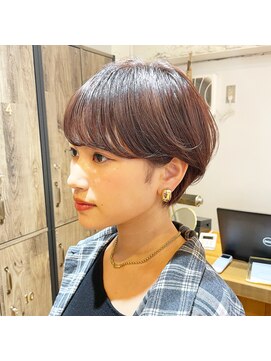ラナ 渋谷(Lana) 【Chill】大人かわいいホワイトアッシュクールショートパーマ