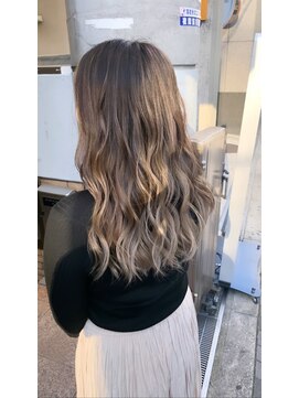 ラフ 難波店(LAFF) #黒髪#ボブルフ#ネビージュ#小顔#ワンレン