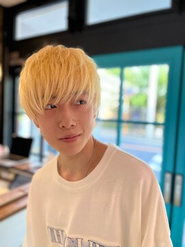 マーブルヘアー(Marble hair) マッシュウルフブロンドカラー