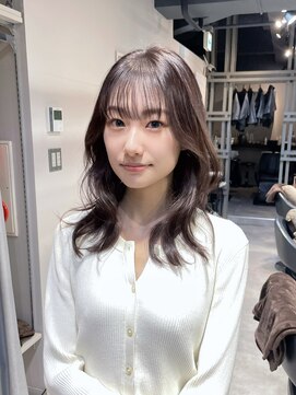 ディーエックス スリー(Dxxxx III) 大人こなれミディアムヘア KAITO