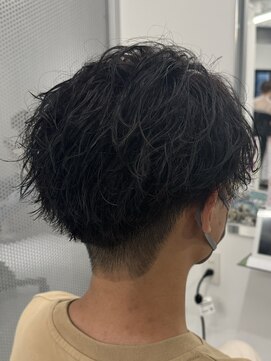 バース 梅田中崎町店(BIRTH) フェザーパーマニュアンスパーマセンターパート韓国メンズパーマ