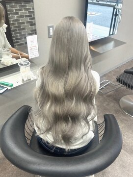 リングバイモアムー(Ring by Moremuu) ユイ　ハイトーン　ケアブリーチ