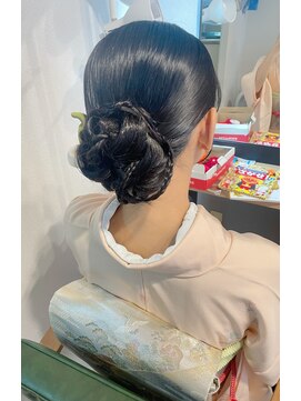 シュクレアミ 福島(sucre ami) 訪問着 個性派タイトシニヨン【福島/ヘアセット】