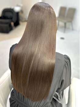 ロロ(Lolo)の写真/Loloオリジナル最高級トリートメントで今までにない手触りと質感を♪本来のツヤを取り戻したい方に…*