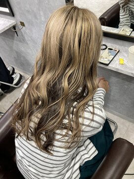 グラッジ 池袋(GLADGE) アンブレラカラーミルクティー×ブラック