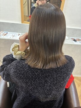 インビテーション(invitation) オリーブベージュカラーロブ