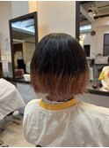 裾カラー×ピンクカラー
