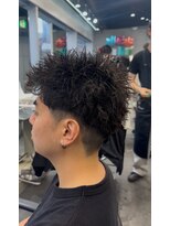 フィフス トウキョウ (fifth TOKYO) 渋谷緩めスパイキーパーマルーズショートメンズショート