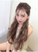 グレージュカラーシースルーバングロング