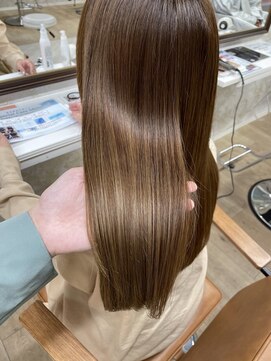 アールイー(Re) CUT