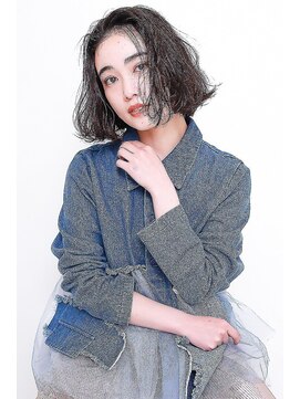 La fith hair SHISEI 名古屋2号店【ラフィス ヘアー シセイ】【4月9日OPEN（予定）】 【La fith】夏　大人可愛いセンターパート