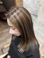 ウェリラバイハク(WeLila by haku) 白髪活かしハイライト×髪質改善