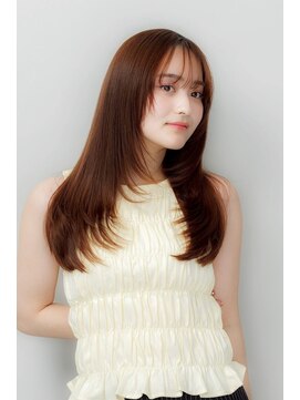 クロエ 博多(Cloe) ストレートレイヤースタイル