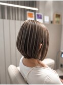 大人透明感グレージュ×丸みショートボブ
