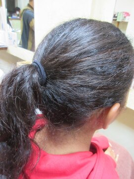 ヨシユキコンディショニング ダメージレスな縮毛矯正「強いくせ毛～ダメージ毛まで対応３４７