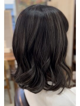 ヘアーアンドメイク グルック(hair&make Gluck) コントラストハイライトグレー系