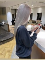 ロンド レア 天神大名店(Lond Le’a)&nbsp;ダブルカラー/インナーカラー/イヤリングカラー/ハイライト