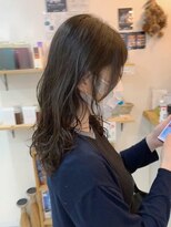 ベラ(Bella)&nbsp;大人可愛いパーマミディアムセミロング20代30代40代