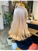 ホワイト×ペールオレンジ