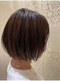 20代30代大人可愛い小顔ショートボブ前下がりショートハイライト